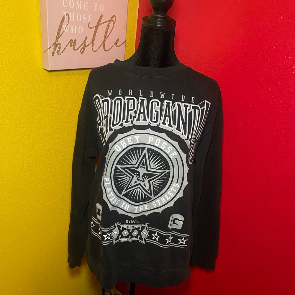 Obey Crewneck